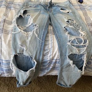 American eagle jeans destroyed ripped